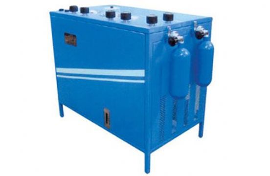點擊查看詳細信息<br>標題：AE102A氧氣充填泵 閱讀次數：2427