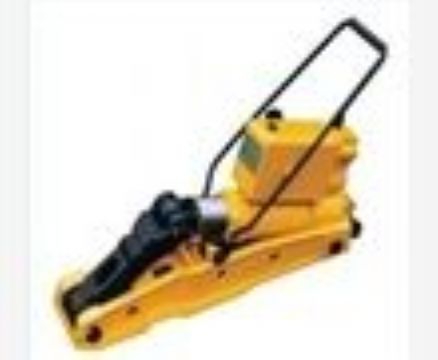 點擊查看詳細信息<br>標題：YQB-245型液壓起拔道機 閱讀次數：1921